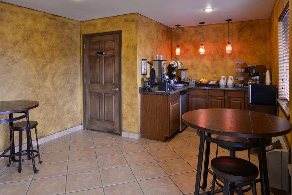 Americas Best Value Inn And Suites Little Rock Instalações foto